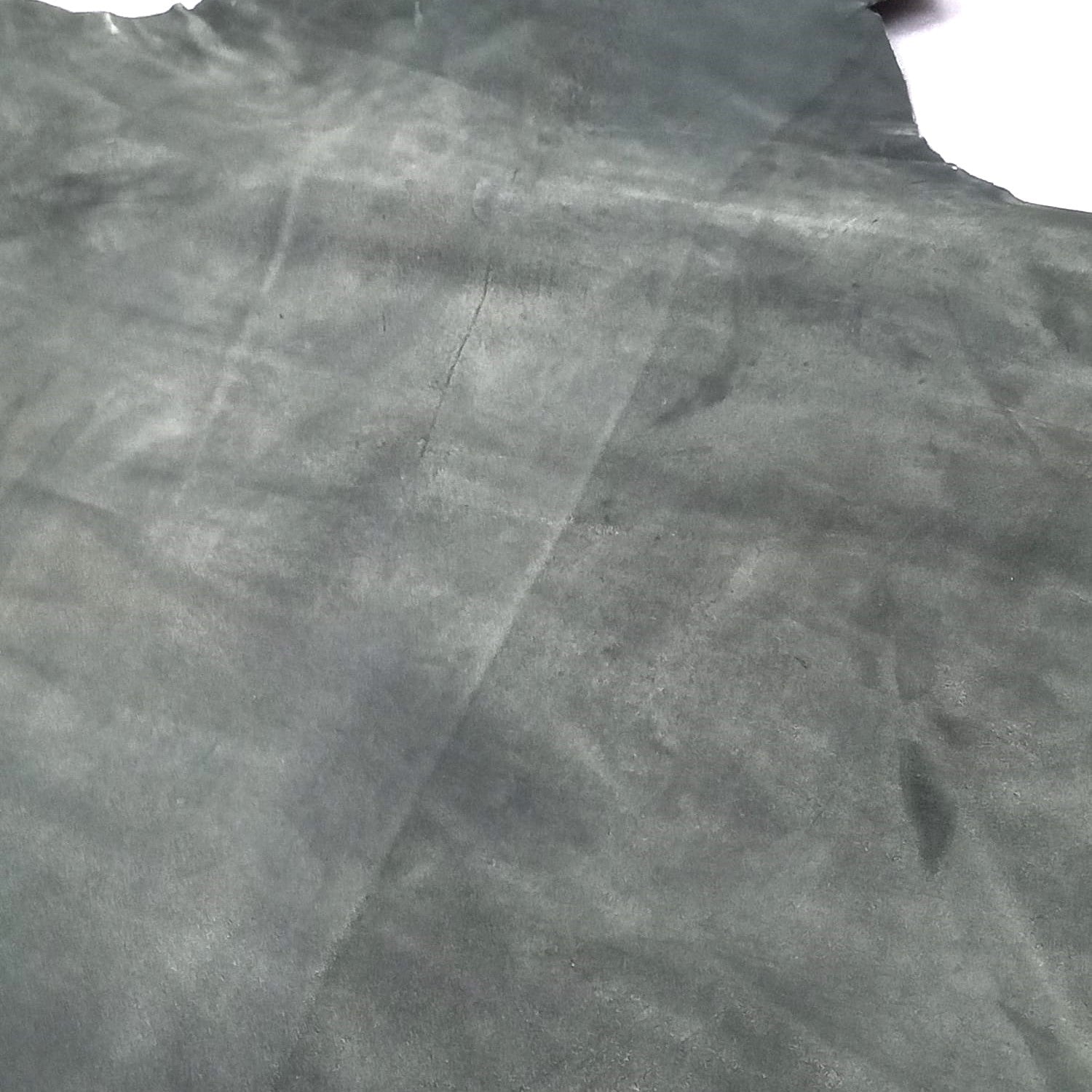 Curtido de cabra semi engrasada