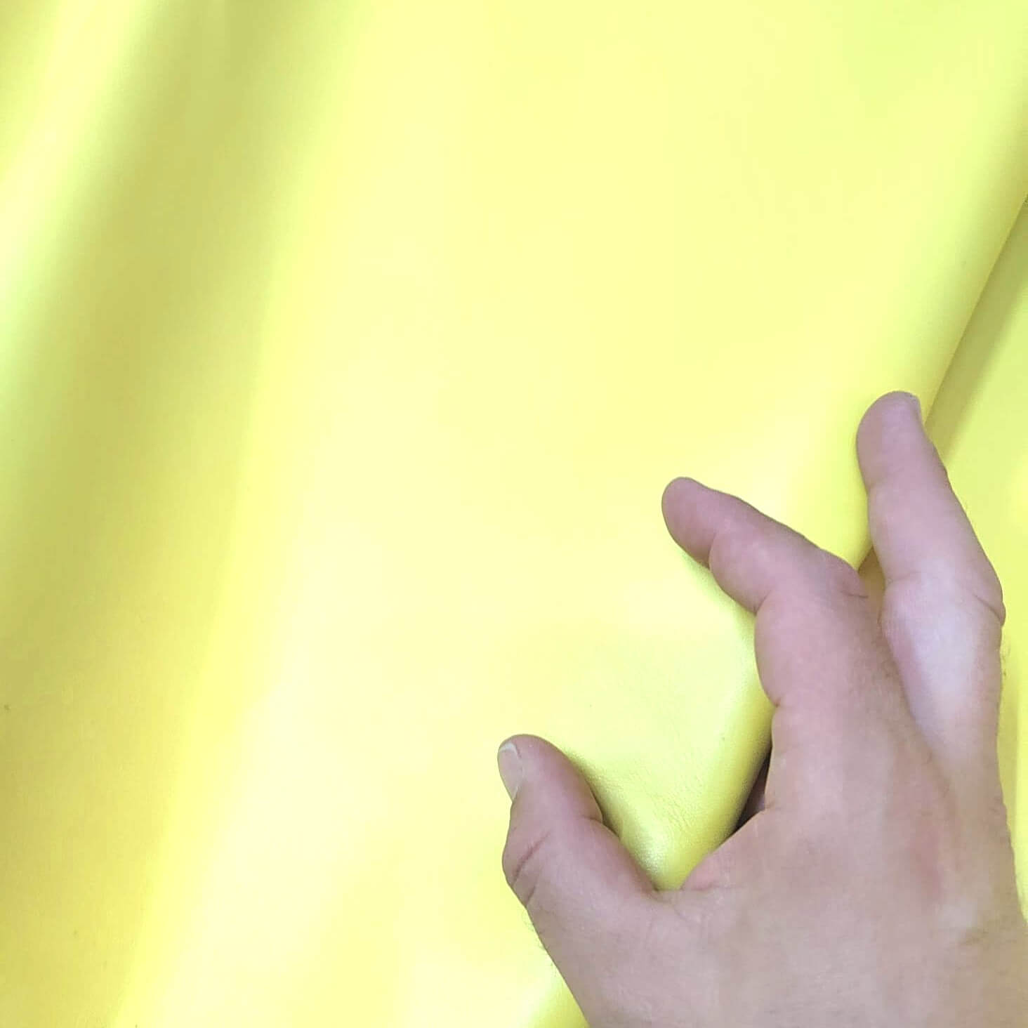 ✨ Cuero Genuino Amarillo Premium – Una joya única para tus creaciones