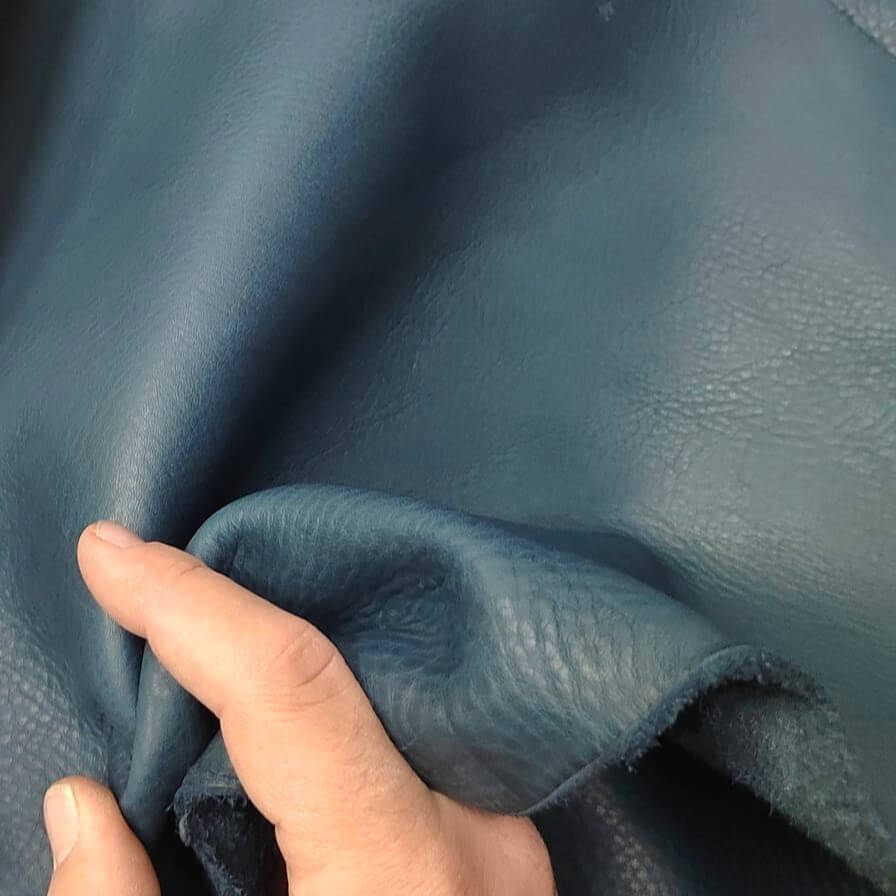 👜 Curtido engrasado en Azul Marino que Transformará tus Creaciones