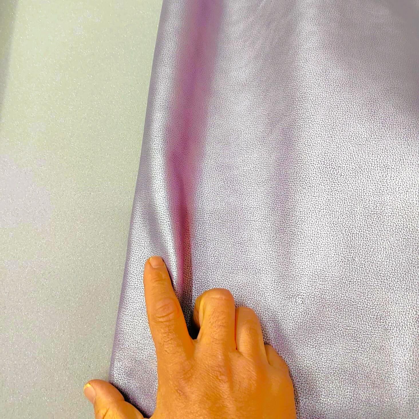 Descubre la Sofisticación y Elegancia del Cuero de Alta Calidad en Lila Amarmolado