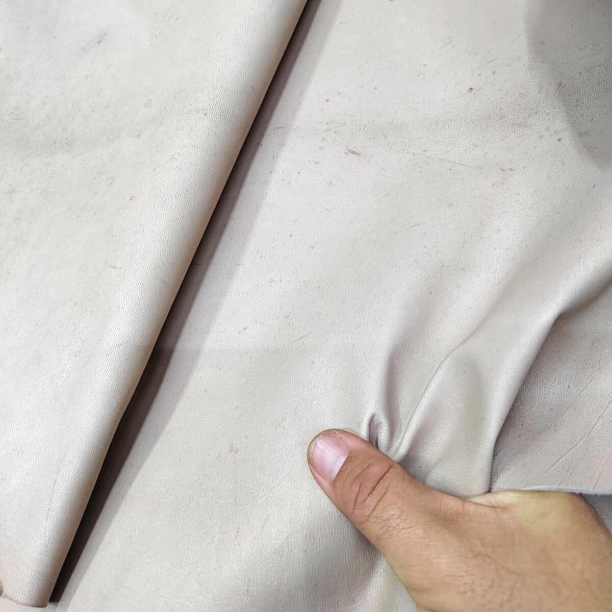 Offre en cuir de chèvre pour l'artisanat naturel pour l'artisanat - Profitez-en maintenant !