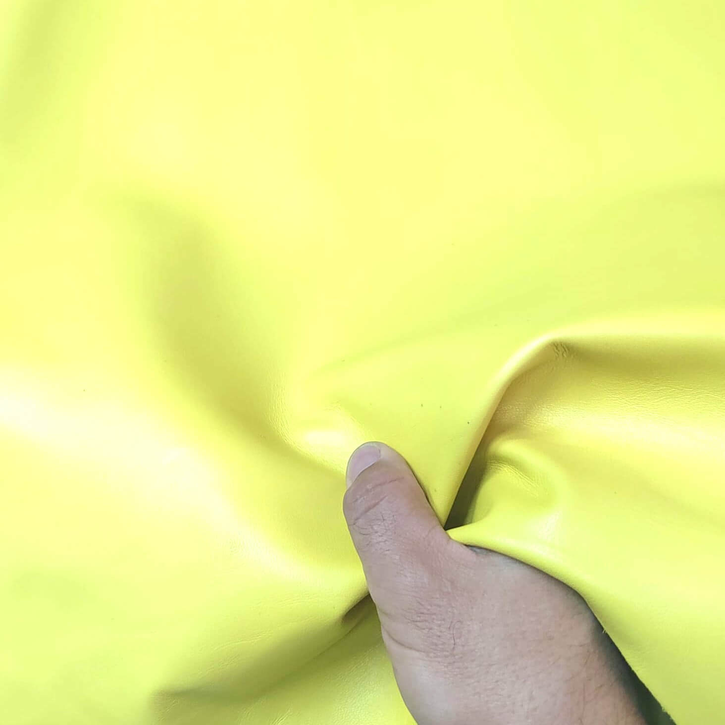 ✨ Cuero Genuino Amarillo Premium – Una joya única para tus creaciones
