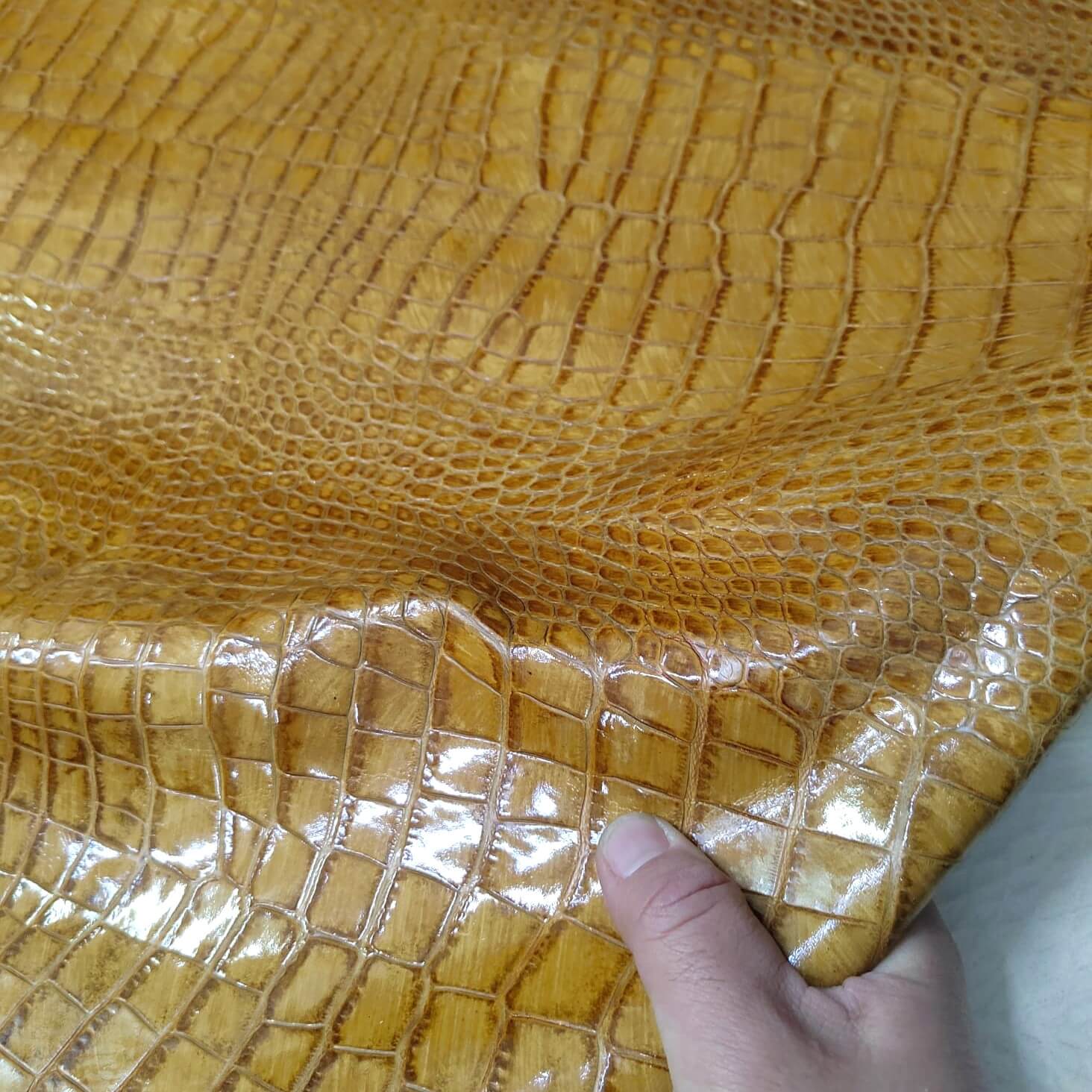 🐍 Cuero en Oferta estampado en serpiente – ¡Calidad y estilo al mejor precio! 🏷️