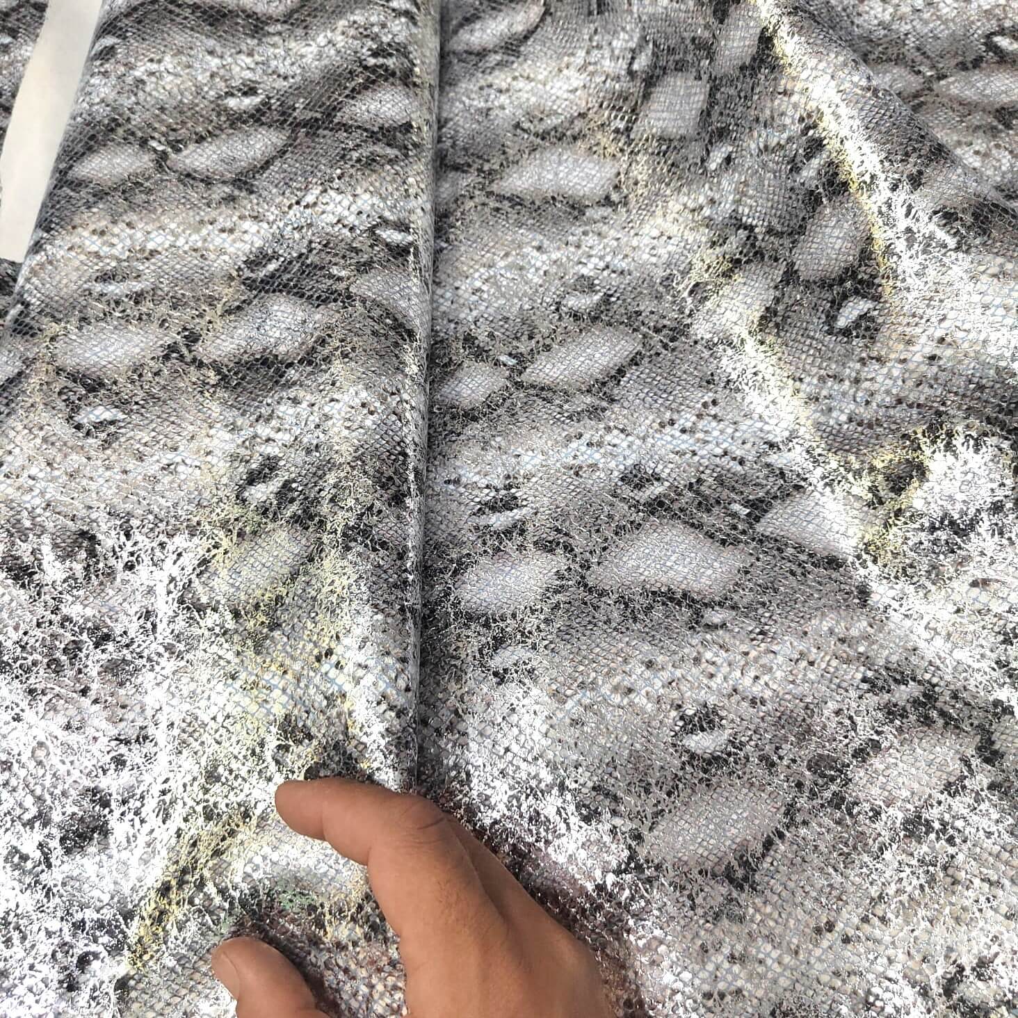 Cuero Bicolor Estampado Excepcional. En Oferta. Hasta Fin de Existencia