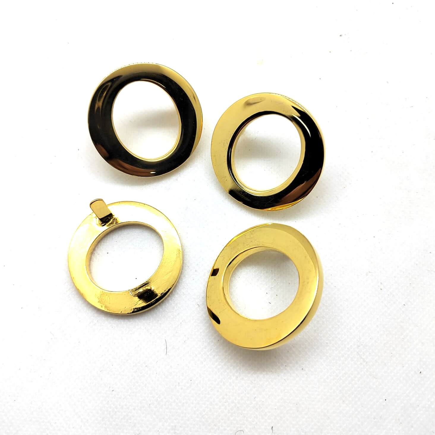 Aplique en Baño de Oro Fino: Elegancia y Calidad Inigualables para tus Creaciones