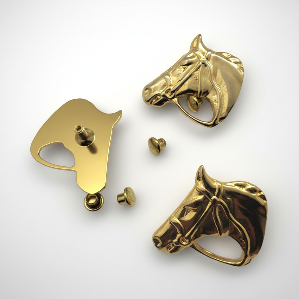 Caballo en Oro Fino – Un Toque de Distinción para tus Accesorios Artesanales 🐎✨