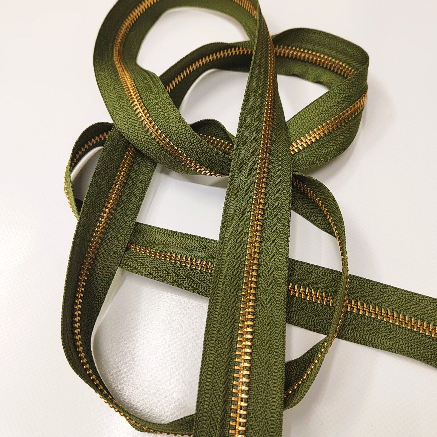 YKK brass zipper mesh 5