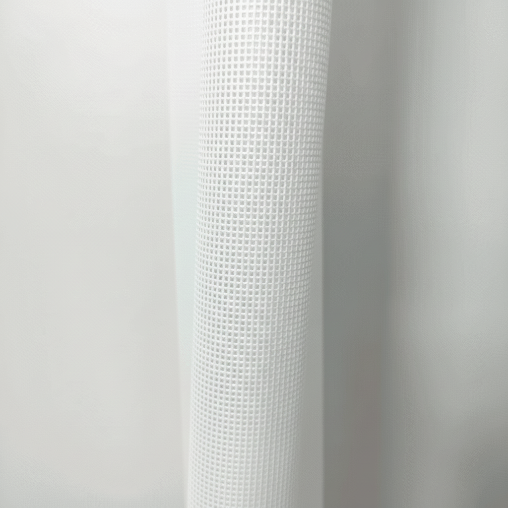 Lona Microperforada para Exteriores y Náutica – Resistente, Transpirable y con Protección Solar (1 unidad = 1 metro)