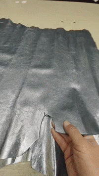 Cuero Noble Plata Azulado – Elegancia moderna y acabado Premium para artesanos exigentes